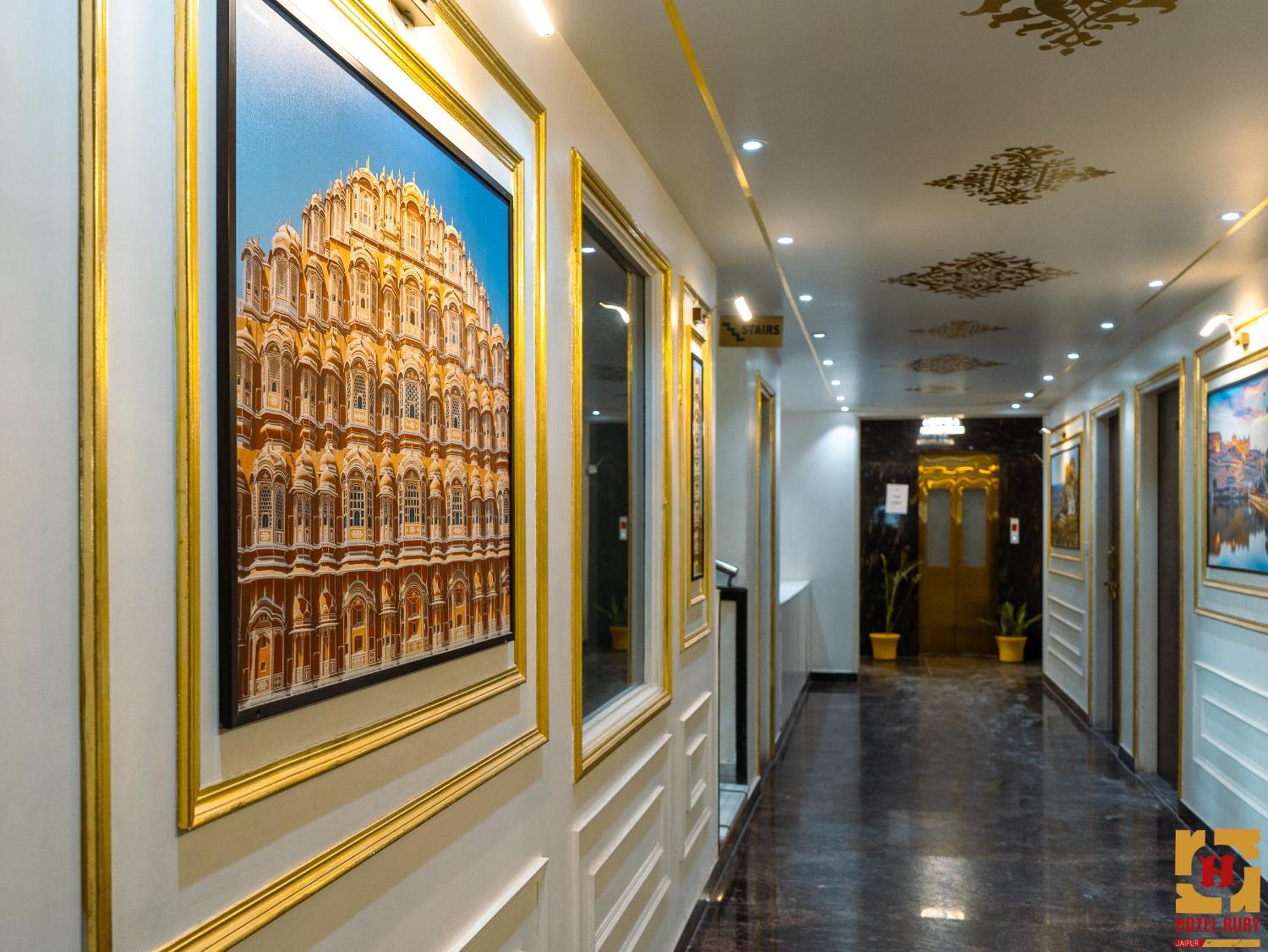 Hotel Ruby Джайпур Екстер'єр фото